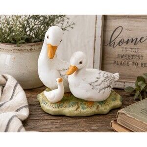 Vintage HOMCO Duck Family Figurine #1425 White Bisque Porcelain Farmhouse Decor
